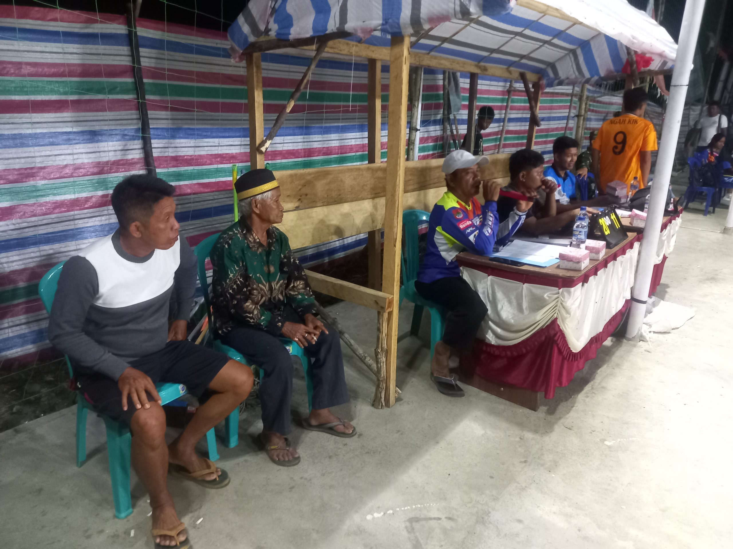 Pertandingan Volly-Ball diPandu lansung oleh Kisman Anggo “Moderator Legendaris Masama