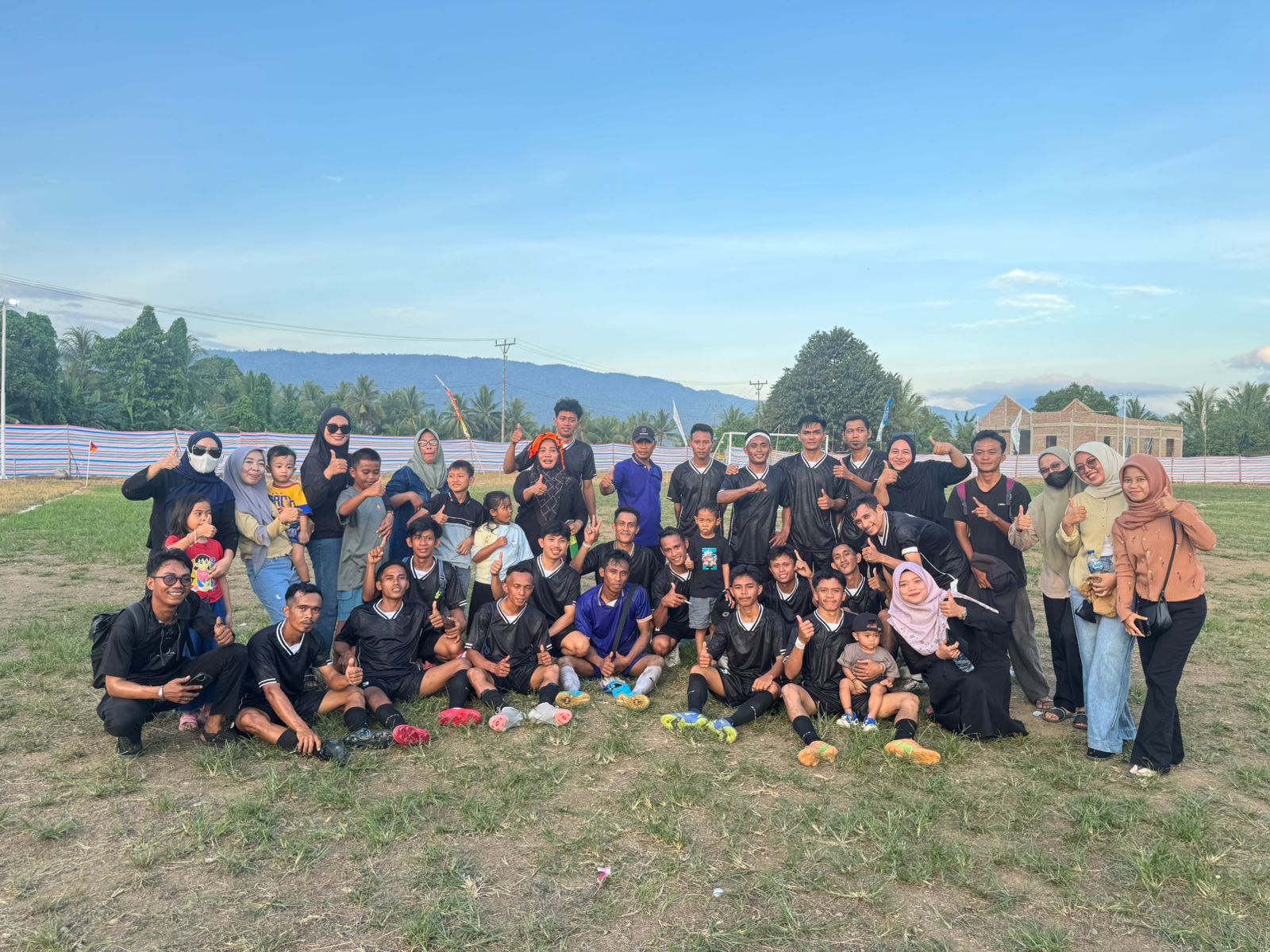 Dibawah Asuhan Djar’un Lakandra Club Bola Kaki Mandala FC.Berhasil Kalahkan lawannya 1-0