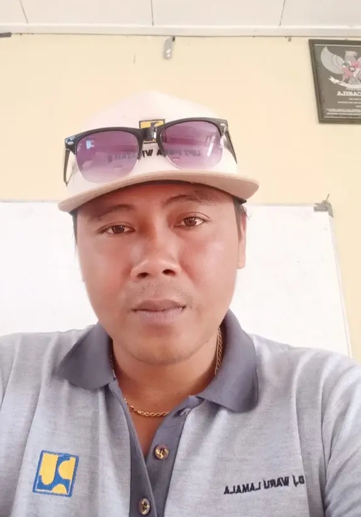 Pengamat D.I Waru Lamala “Tuai Apresiasi dari Petani yang terus memperhatikan Irigasi Muwangi dan Kebersihannya